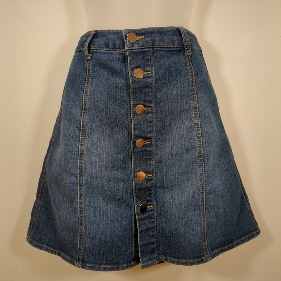 Tinseltown Blue Denim Mini Skirt - Picture 2 of 7